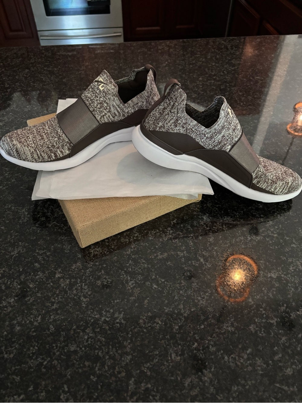 APL athletic shoe - Picture 6 of 10